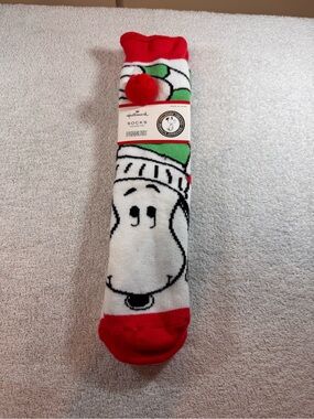 Hallmark Peanuts Snoopy Holiday Socks with Pom & Skid Free Merry on Bottom